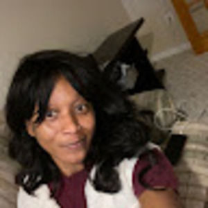 Meet your Posher, Gloria